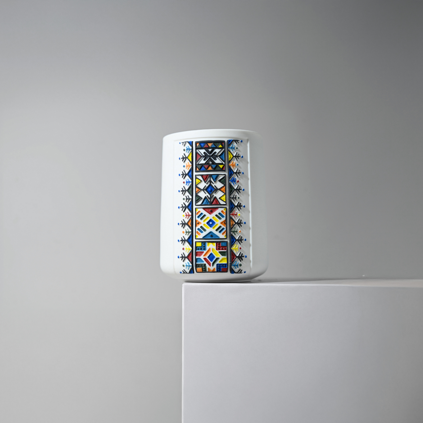 HERFAH - Al-Qatt Al-Asiri Hand-carved & Hand-painted Porcelain Art Piece