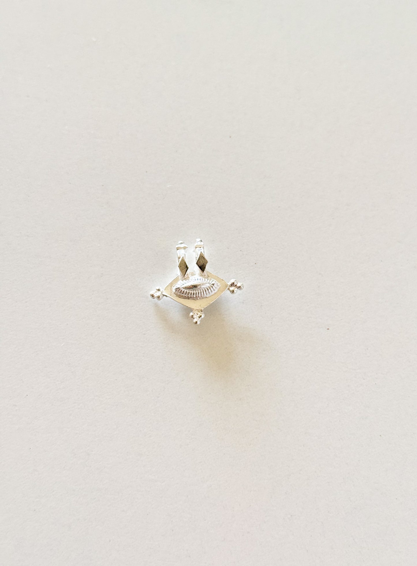 BY RAHINA - Hirz Sterling Silver Pendant