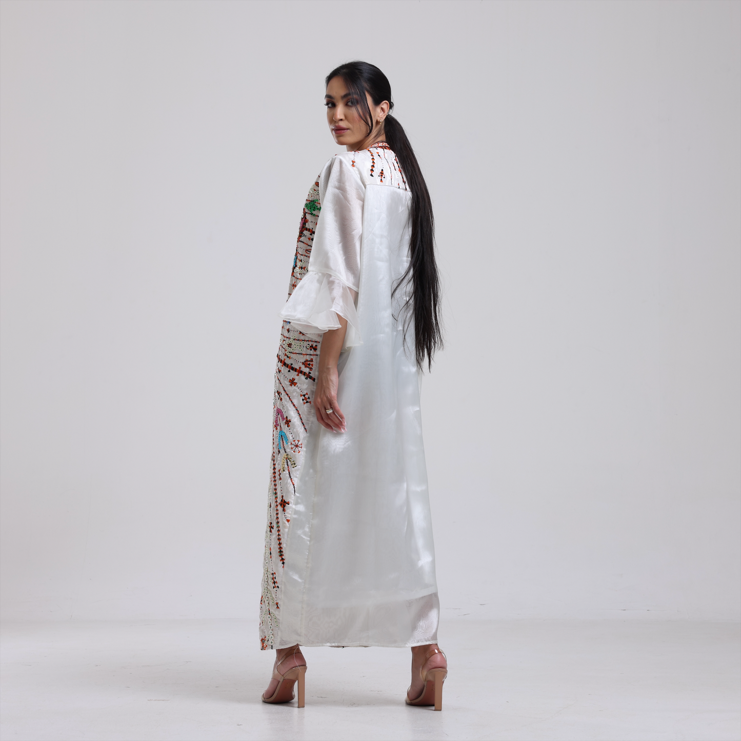 DALSH DESIGNS - Siwa Embroidered Kaftan