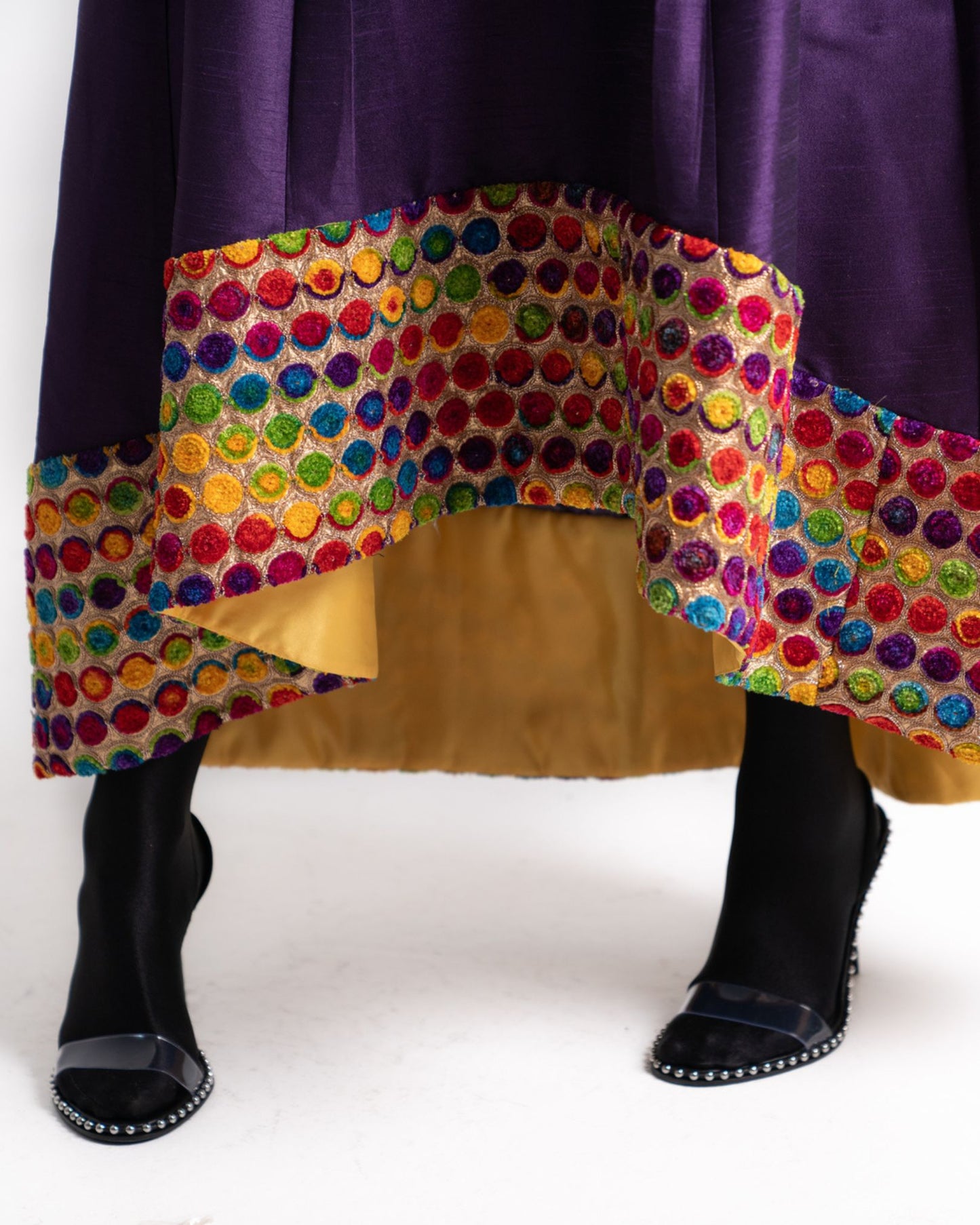 NOBLESSE - Embroidered Silk Shantung Skirt