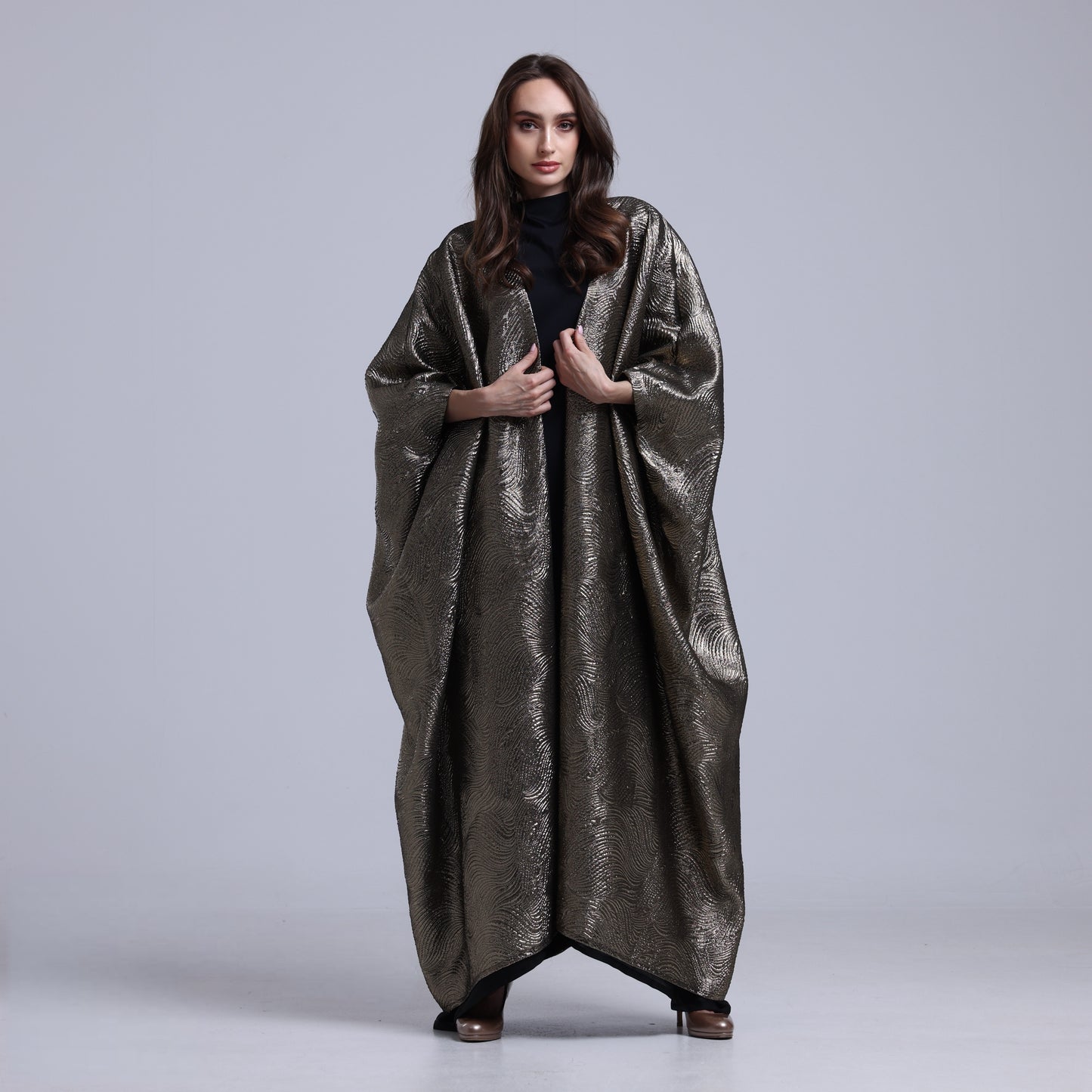 LA REINE - Metallic Gold Batwing Abaya