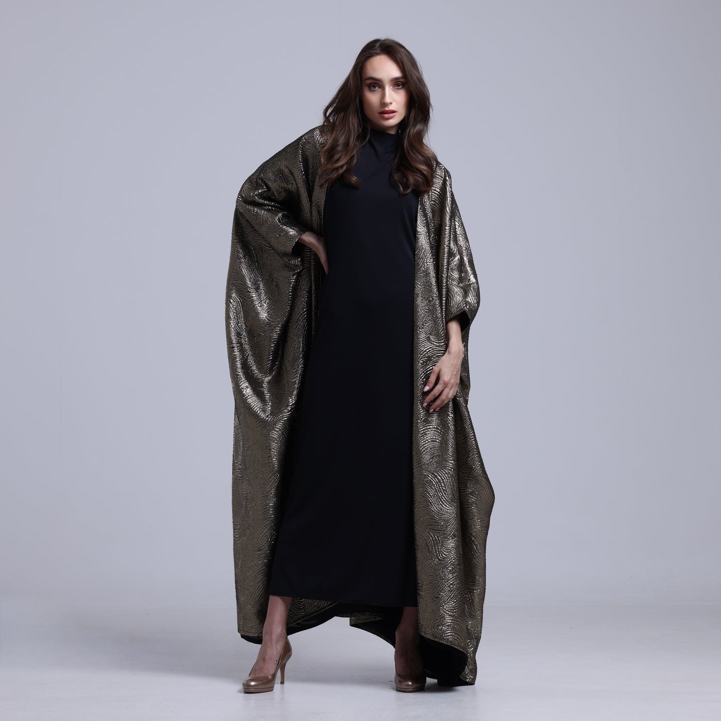 LA REINE - Metallic Gold Batwing Abaya