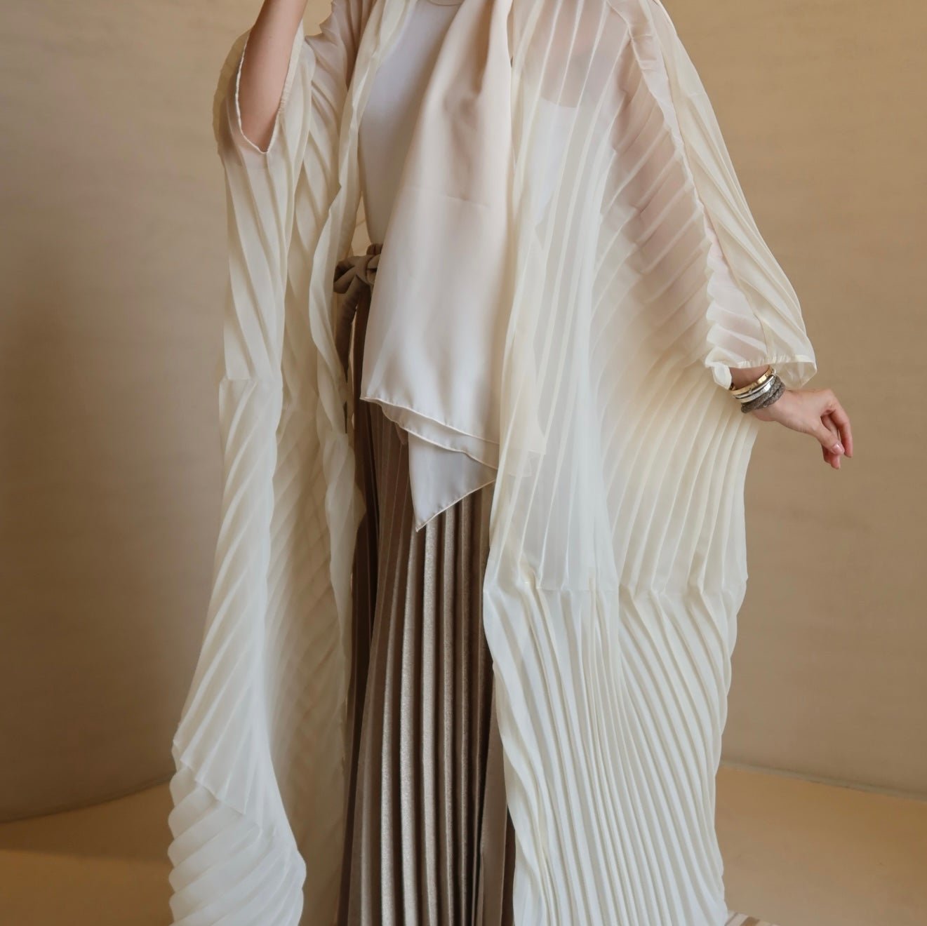 FLOUNGE - Spider Silk Abaya