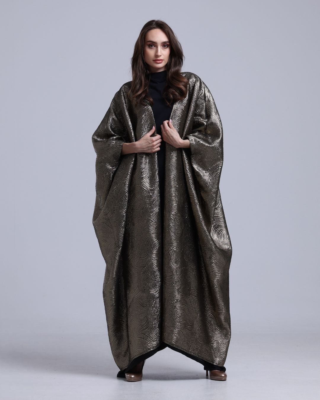 LA REINE - Metallic Gold Batwing Abaya