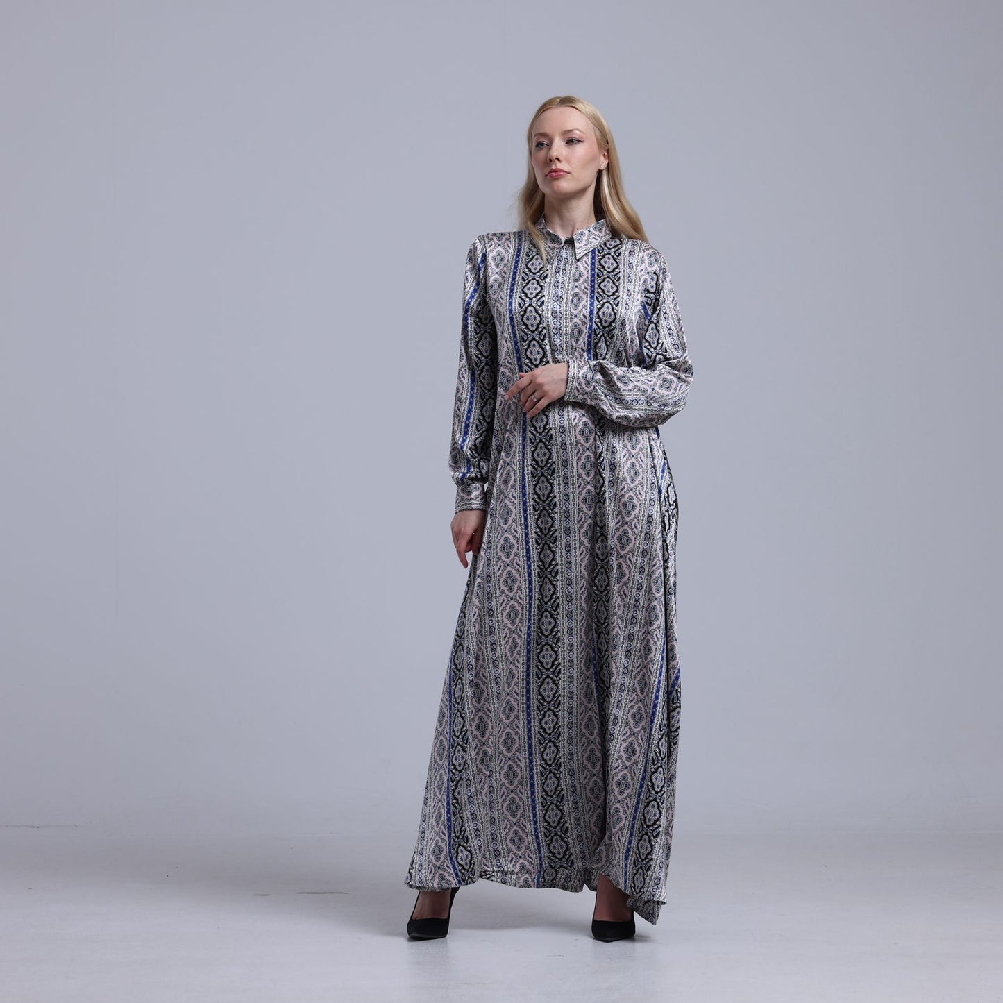 LA REINE - Printed Maxi Shirt Dress