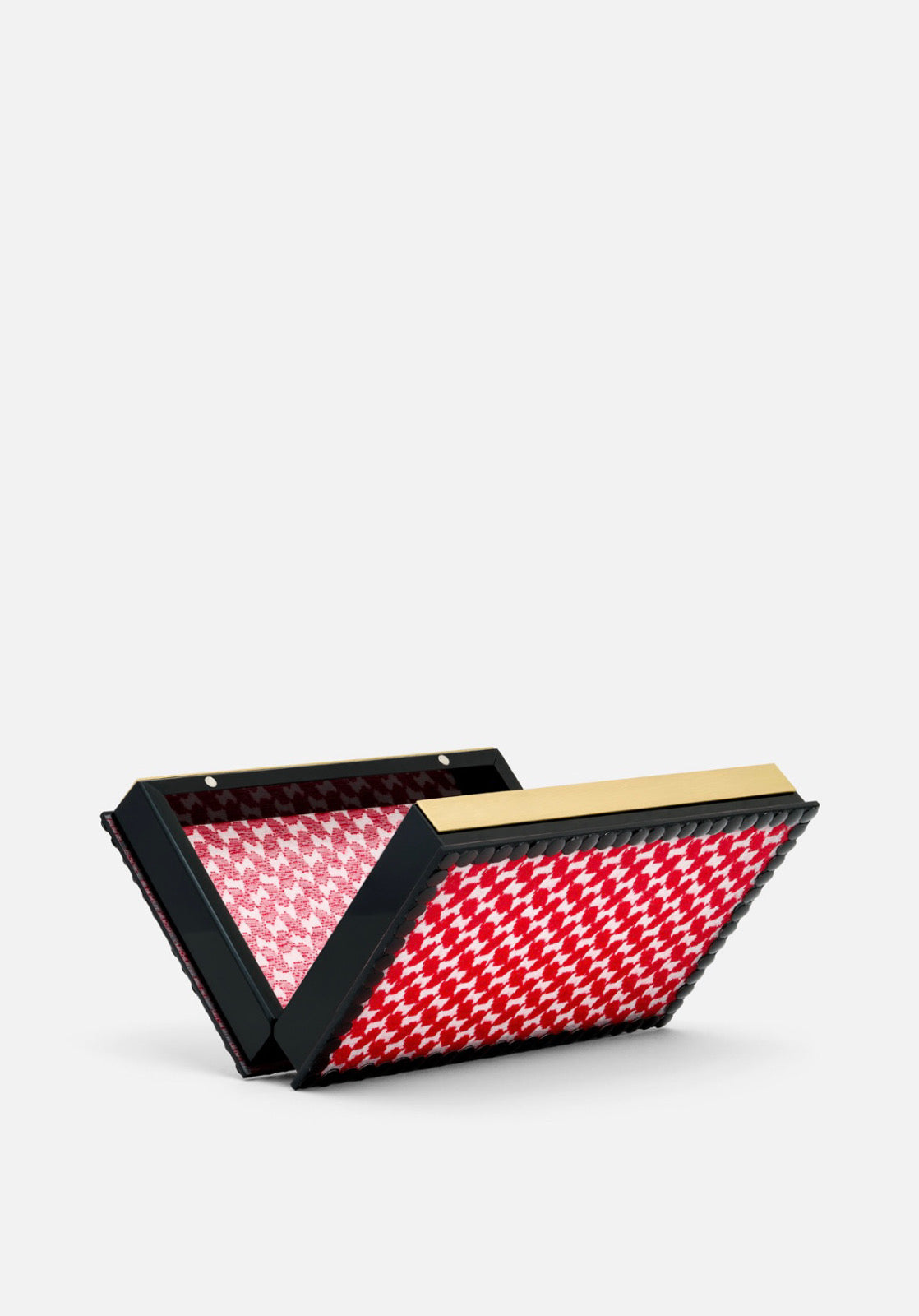 هالة وتاتيانا - شيخة