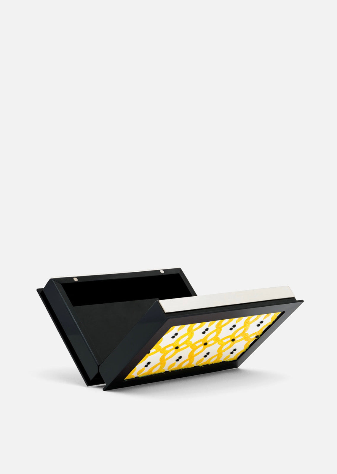 هالة وتاتيانا - ليلى