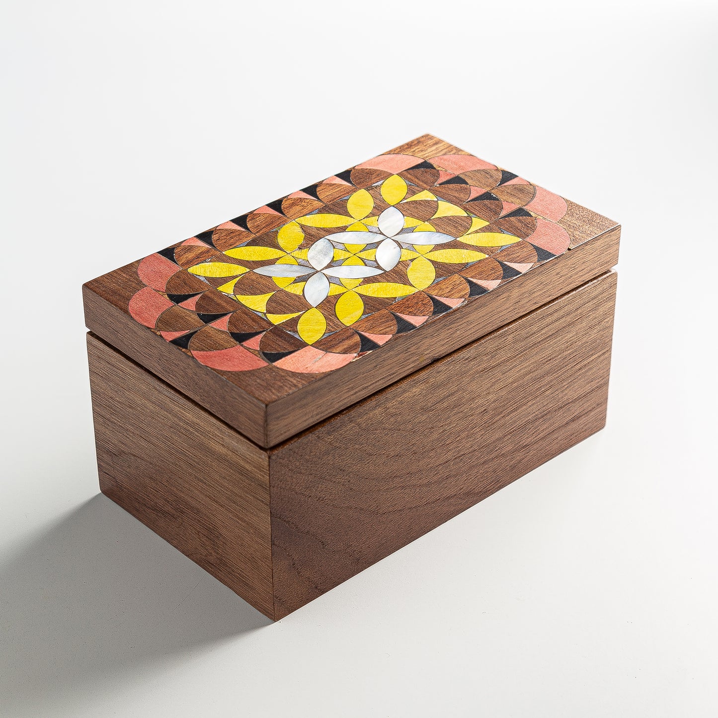 XENA KALOUTI - The Colour Whisper Box