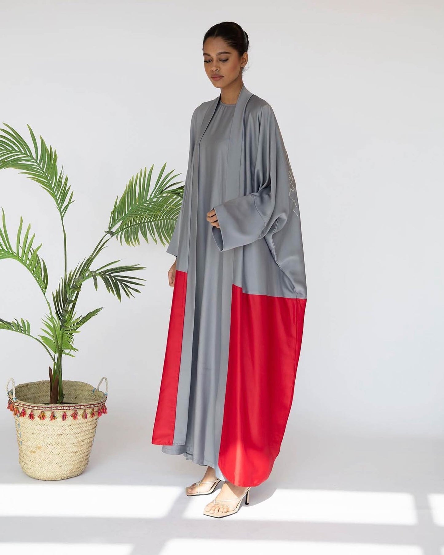 ACH - The Najdi Ardah Abaya