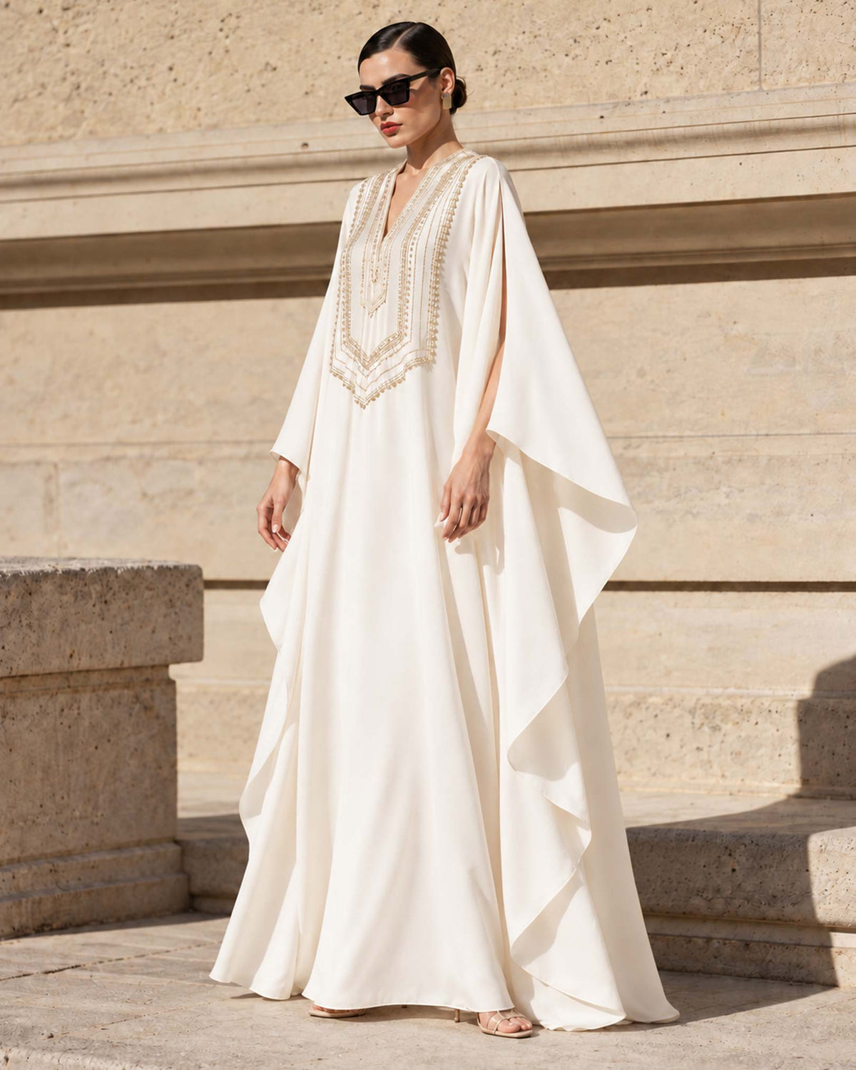 Amal Al Raisi - LOOK 01