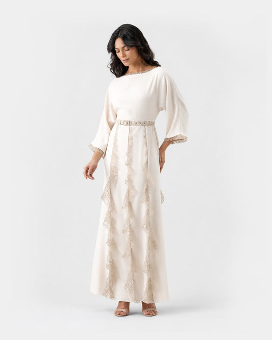 Amal Al Raisi - LOOK 05