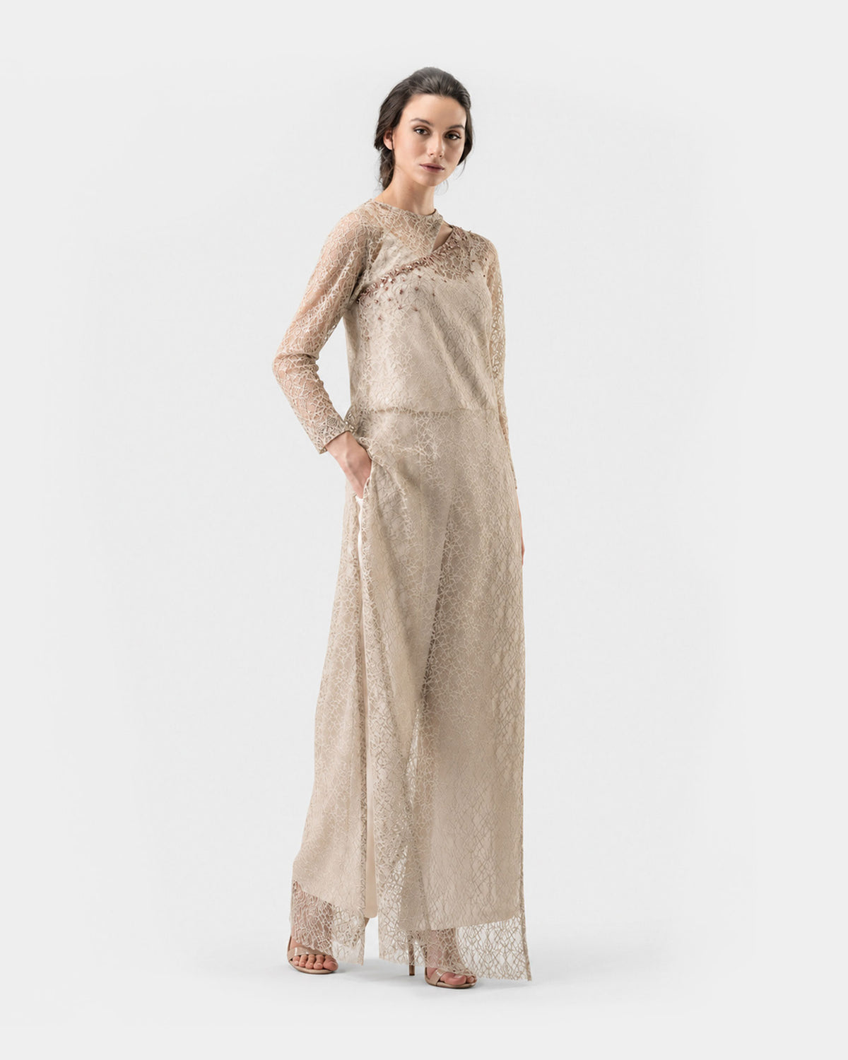 Amal Al Raisi - LOOK 06