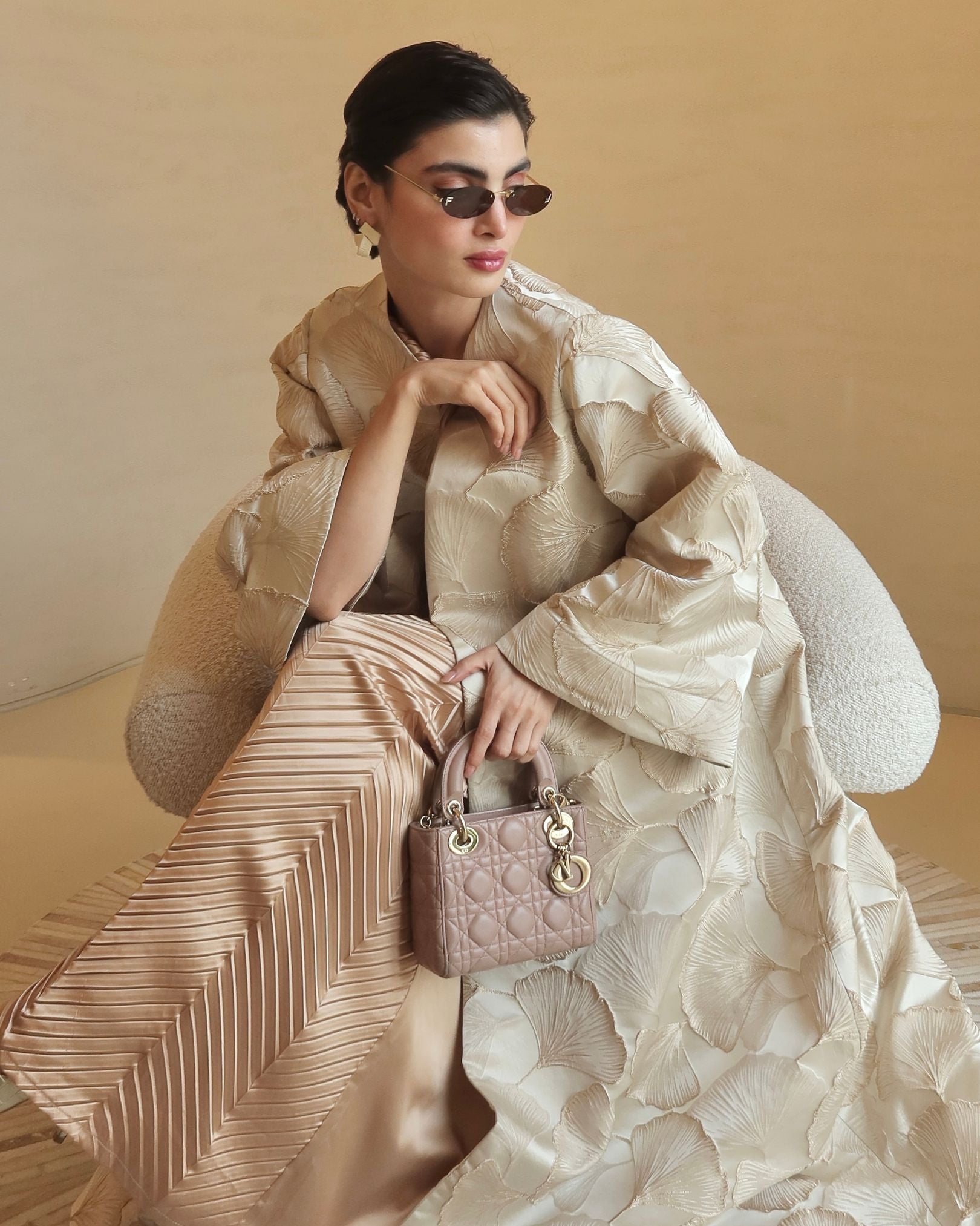 FLounge Beige Bitla Abaya