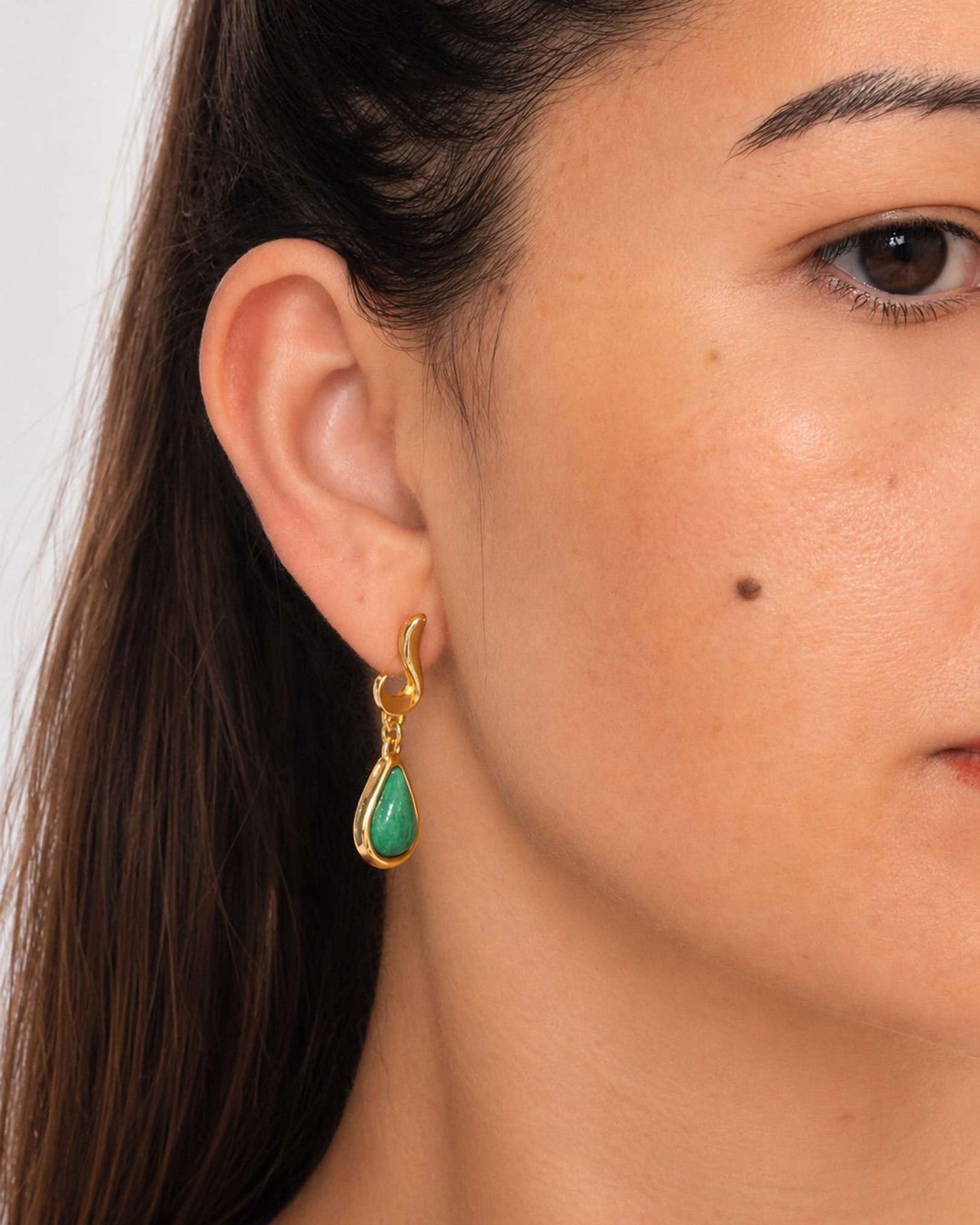 TREASURES OF BRAZIL - Colours of Brazil Luna Wave Stud Earrings - Green Amazonite Stone