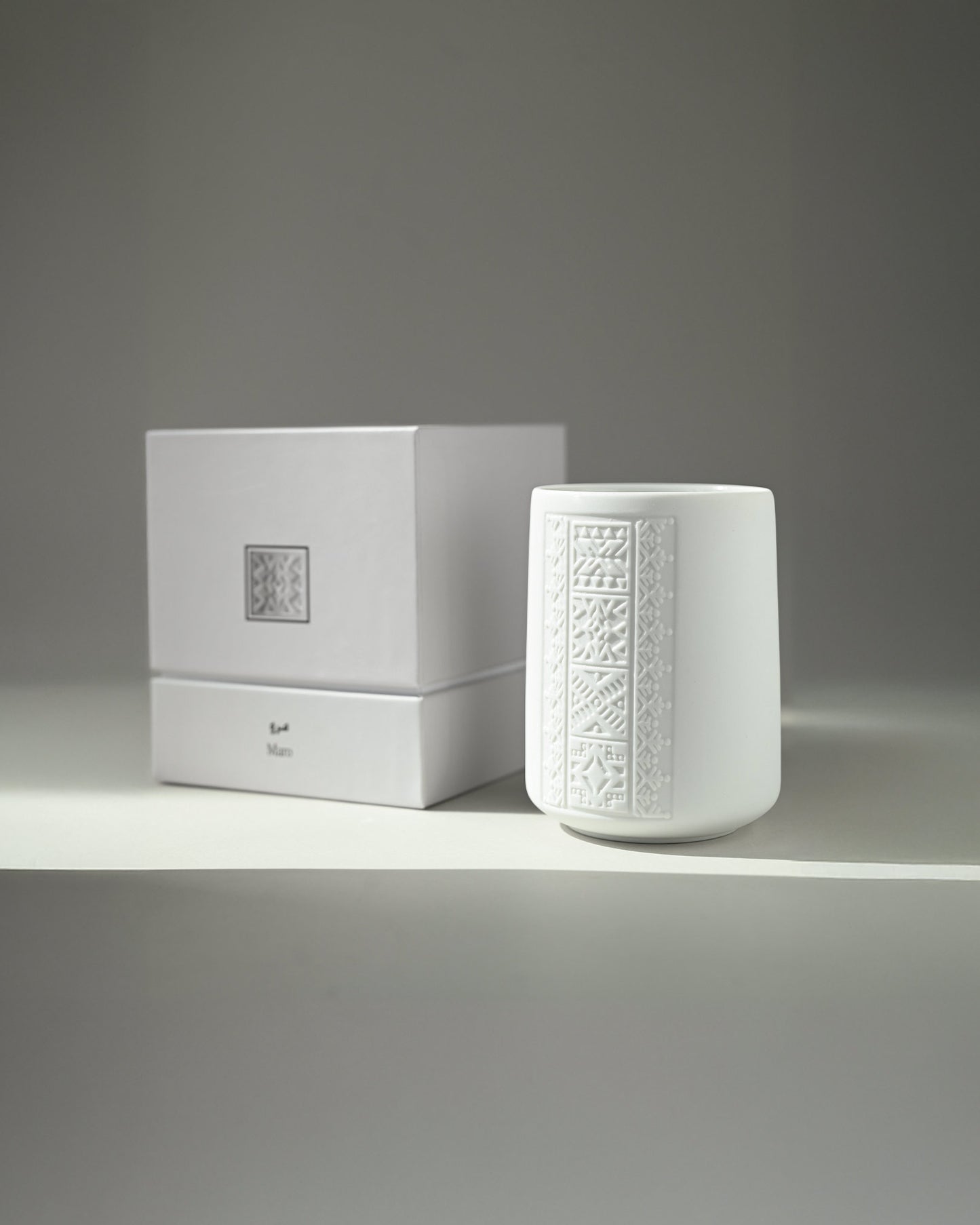 HERFAH - Maro Handcrafted Porcelain Art Piece