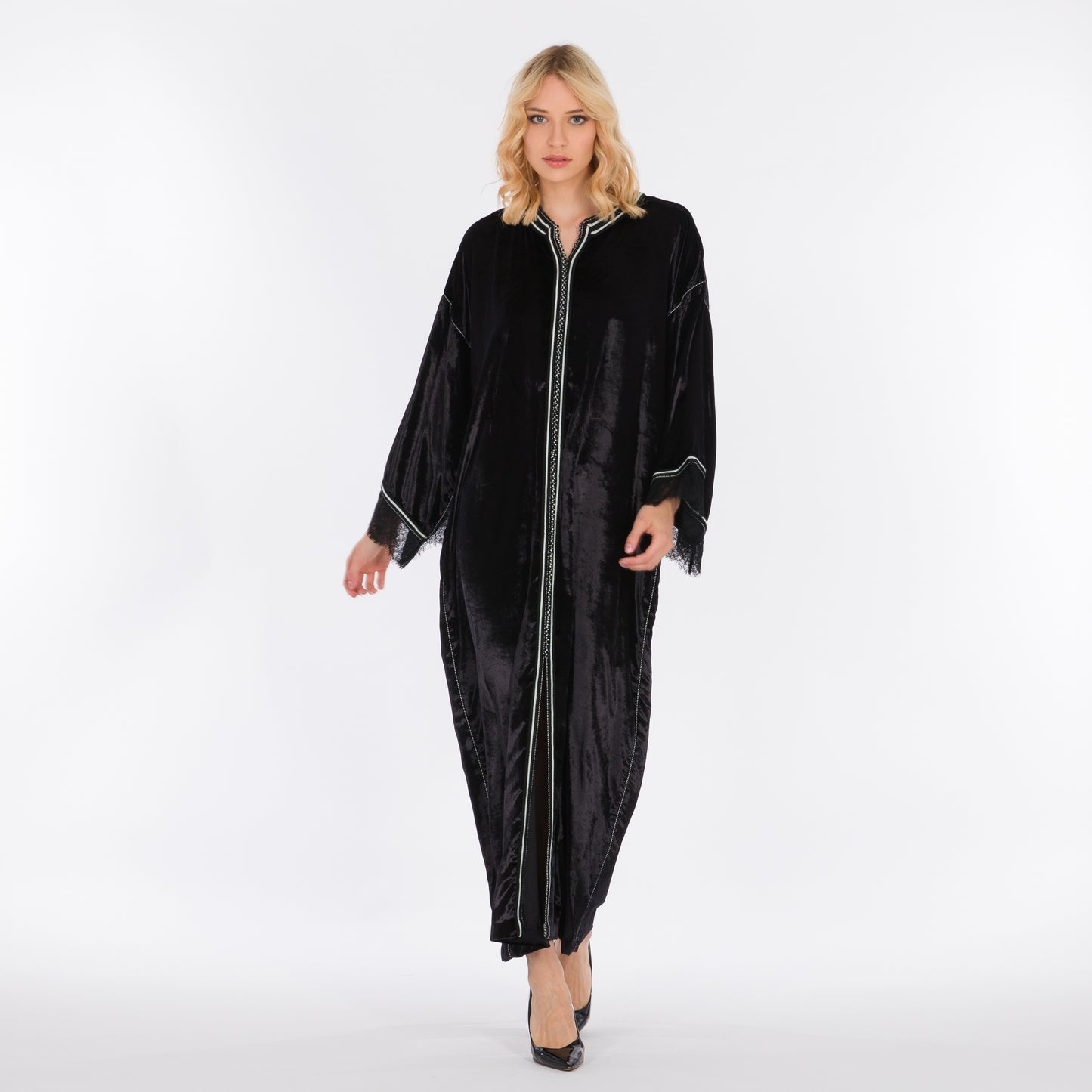 YARAKECH - Embroidered Black Moroccan Kaftan