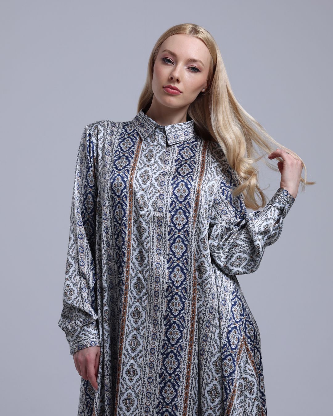 LA REINE - Printed Maxi Shirt Dress