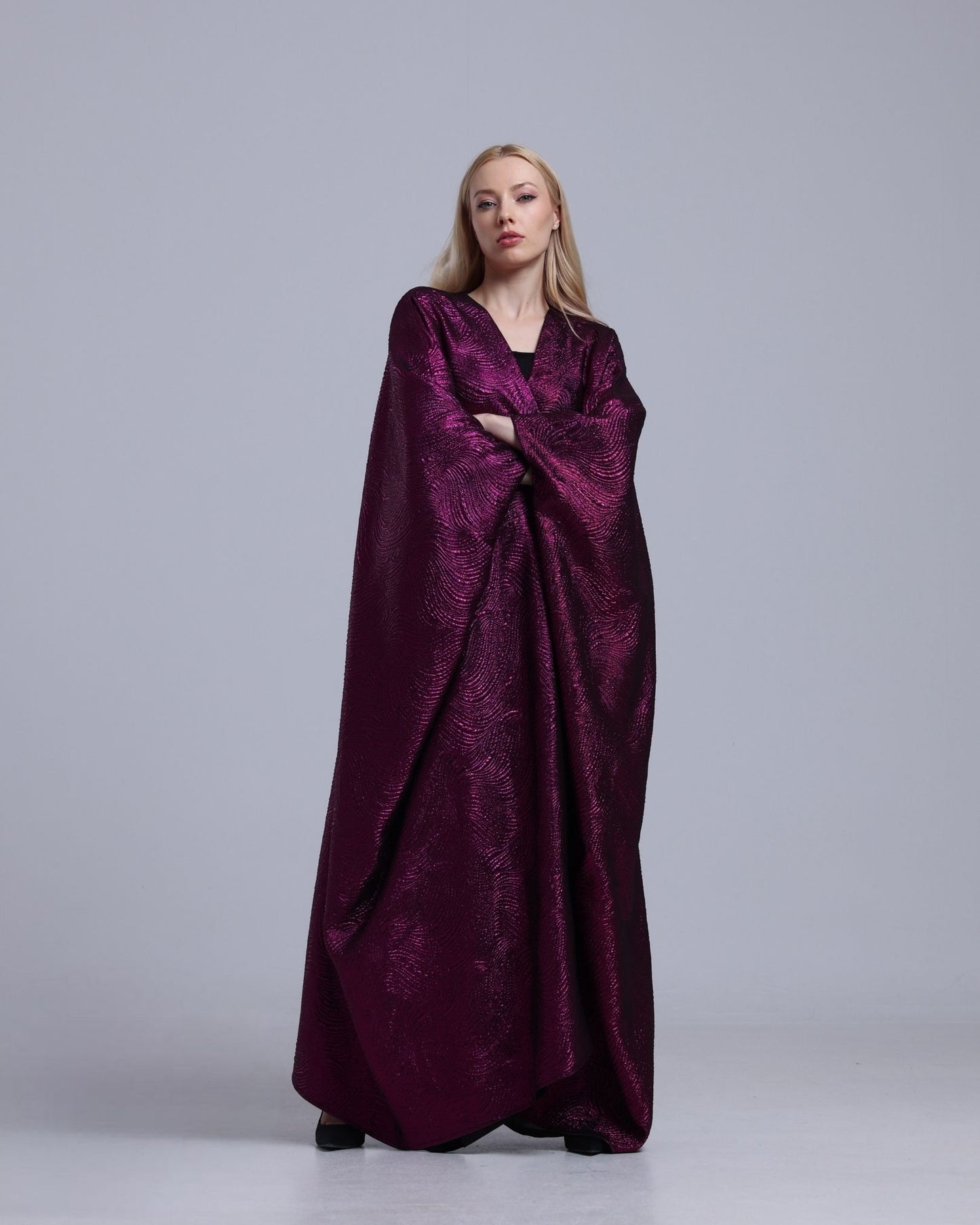 LA REINE - Metallic Magenta Batwing Abaya
