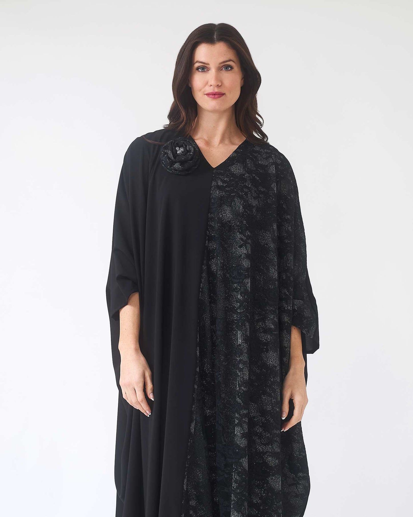 NOBLESSE - Batwing Kaftan with Floral Appliqué