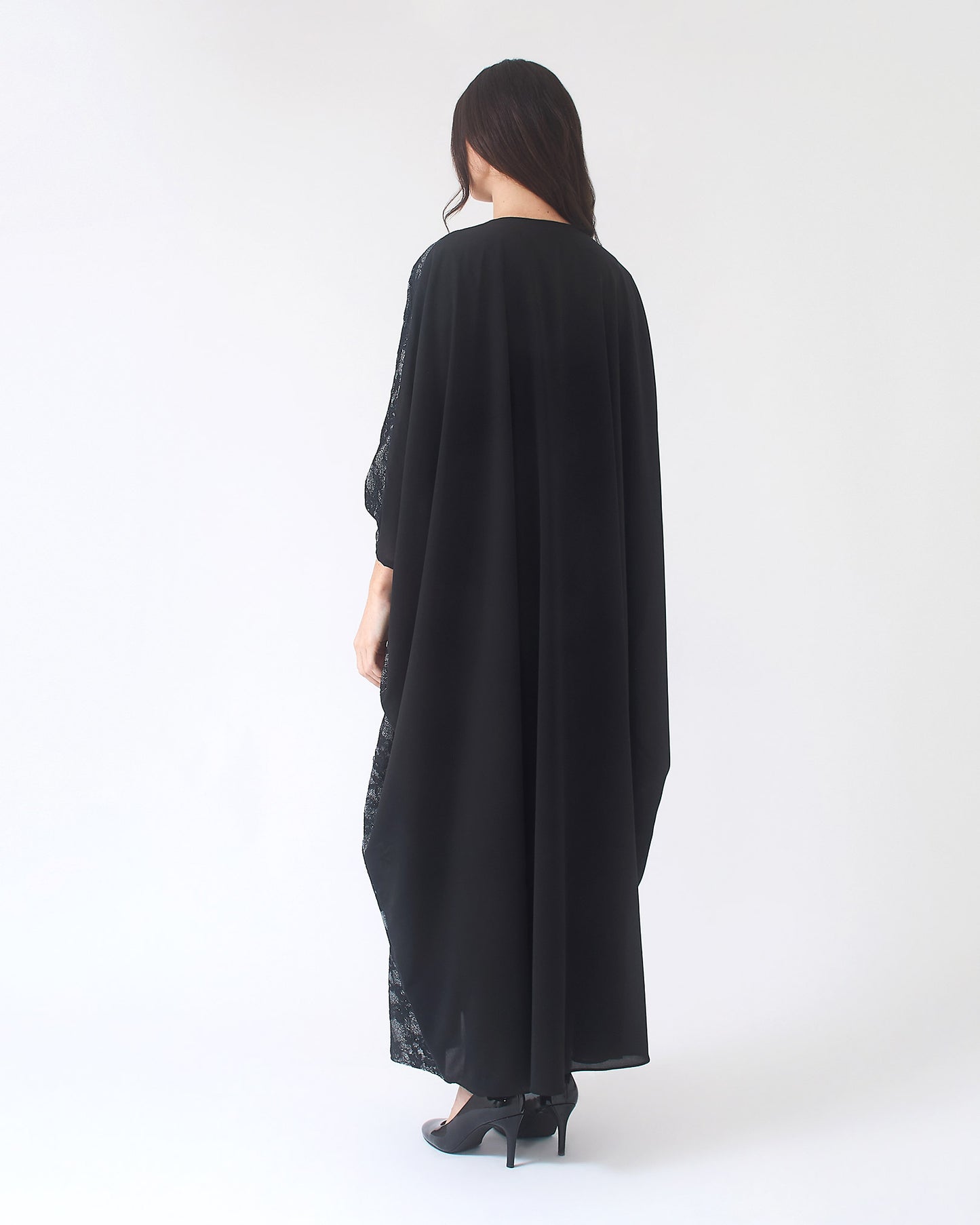 NOBLESSE - Batwing Kaftan with Floral Appliqué