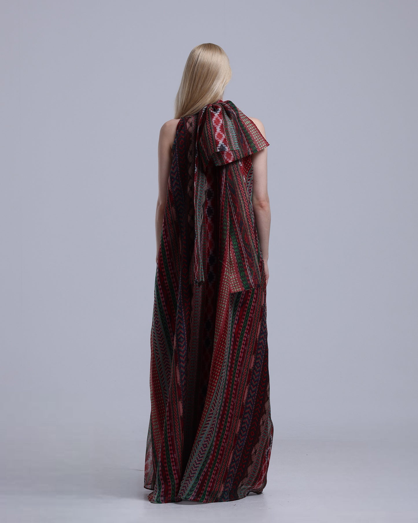 LA REINE - Organza Halter-Neck Maxi Dress