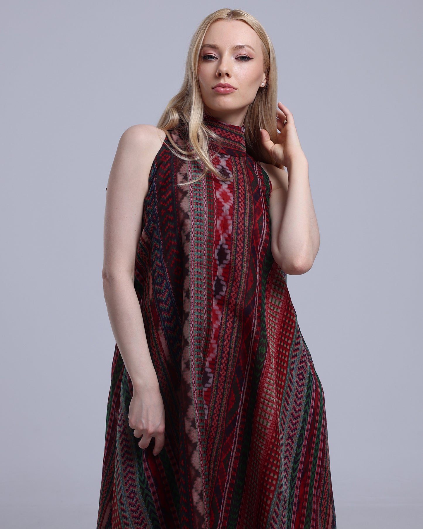 LA REINE - Organza Halter-Neck Maxi Dress