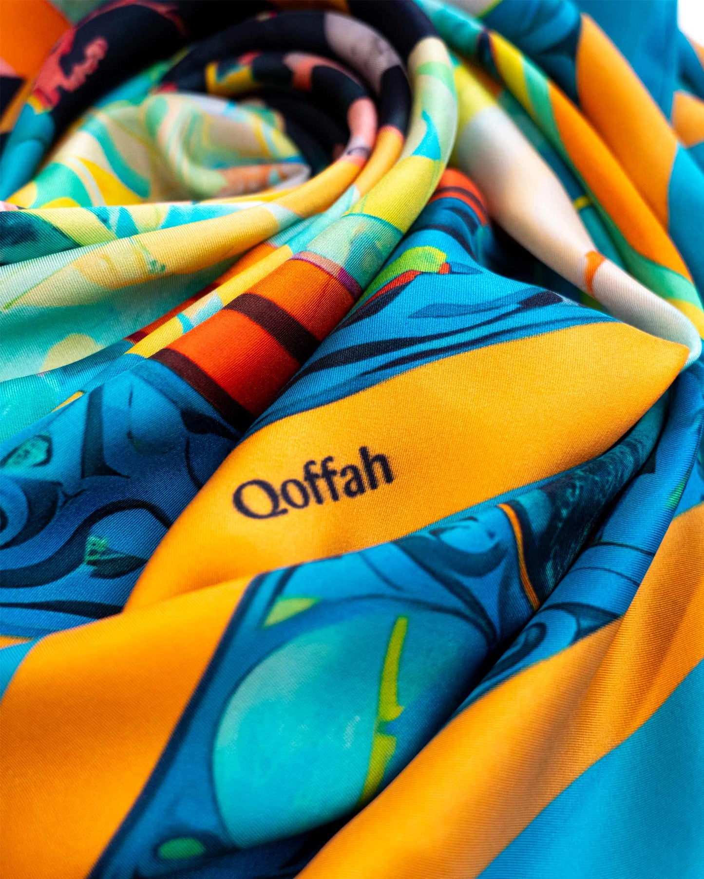 QOFFAH - La Valse des Planètes Scarf