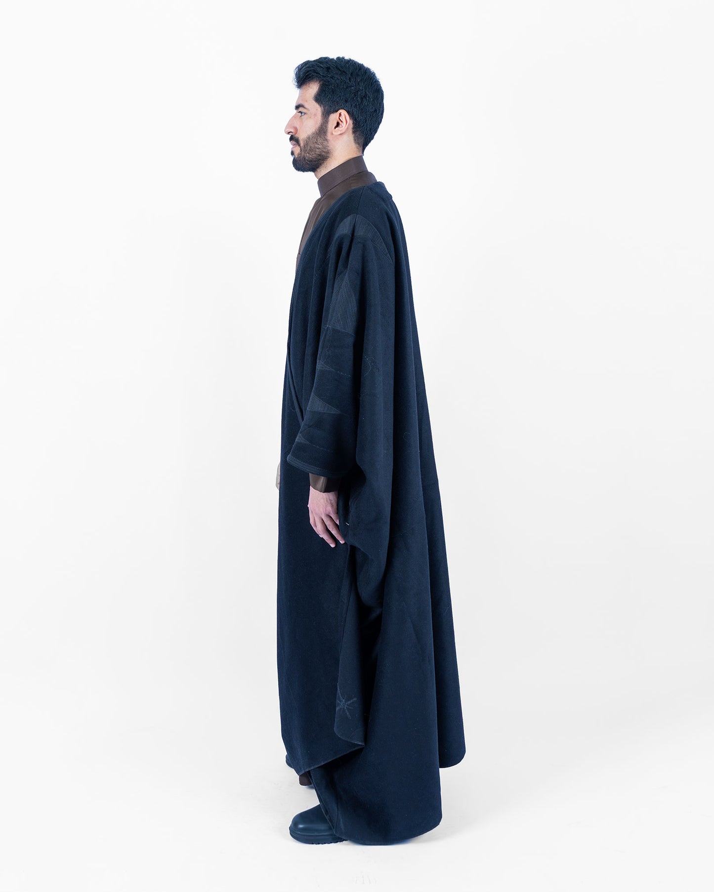 QORMUZ - JUBBAH Black Robe