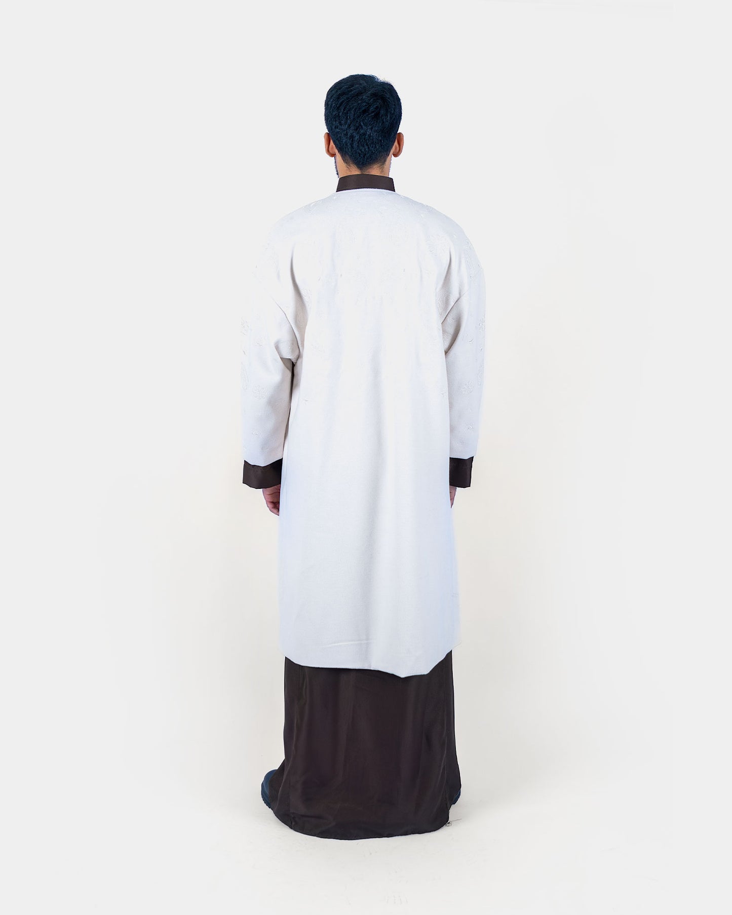 QORMUZ - White Bishaya