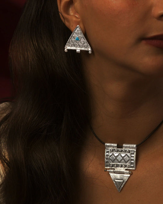 FARBASTA - Sacred Triangle Earrings