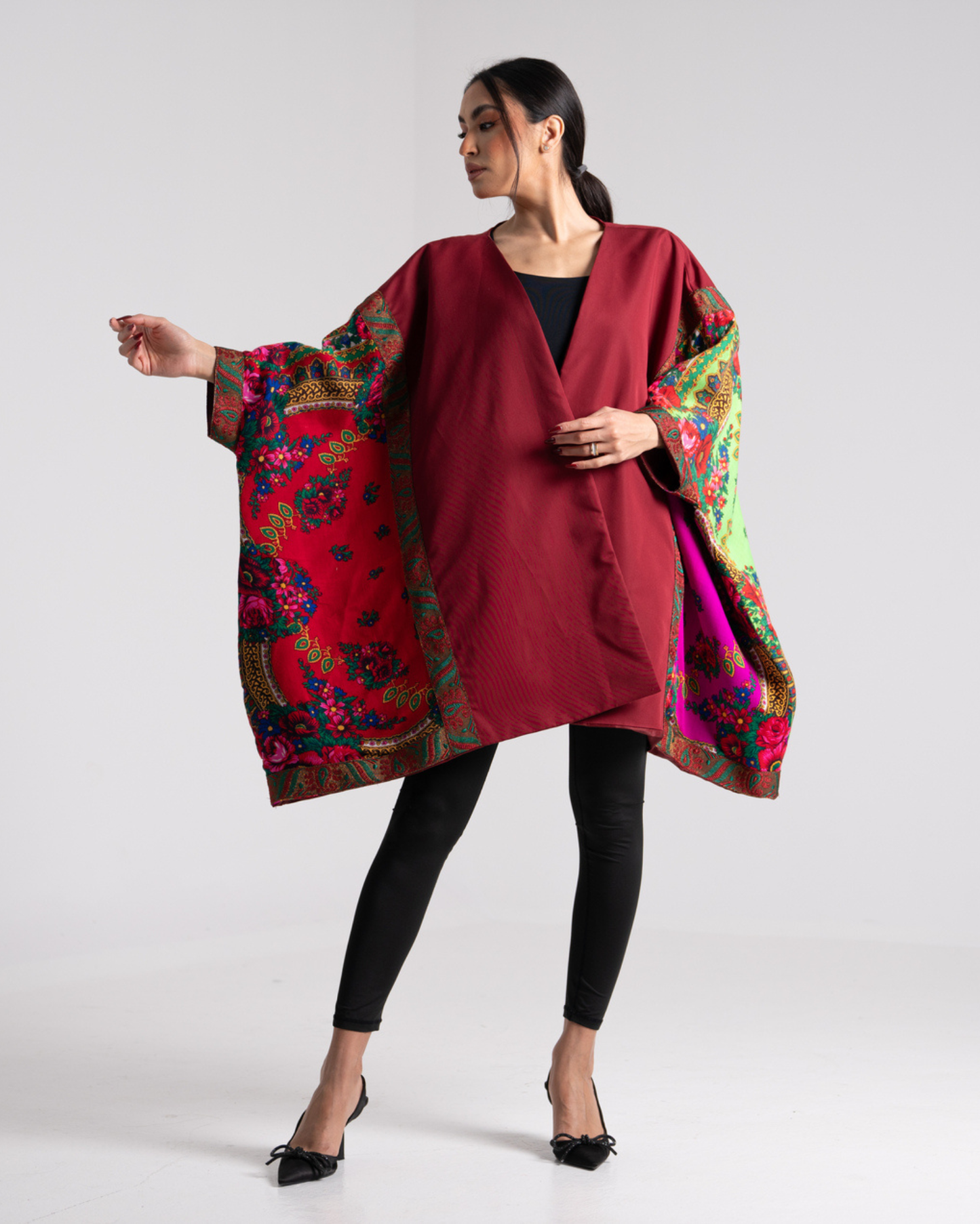 LA REINE - معطف بتصميم شالكي من الساتان