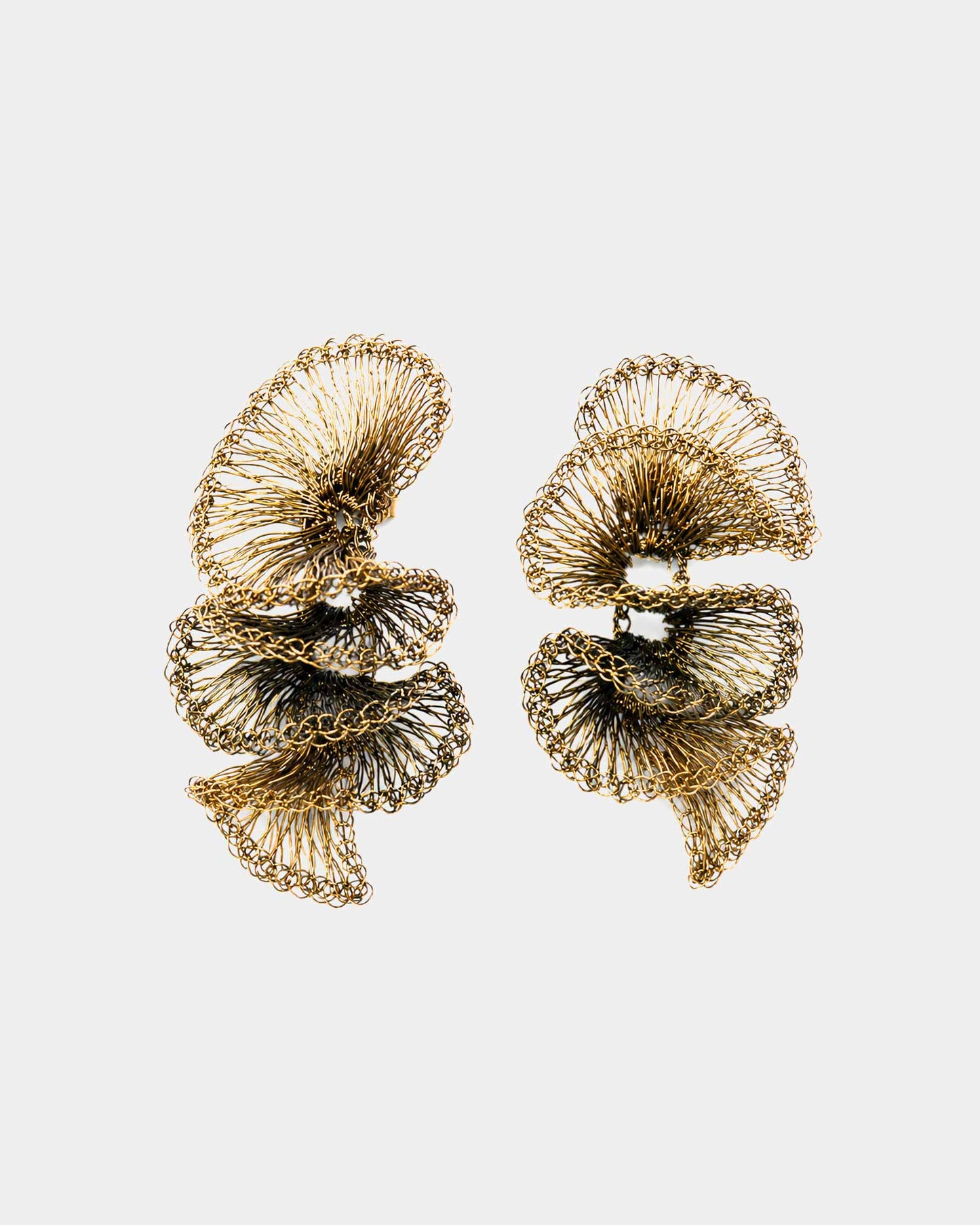 TREASURES OF BRAZIL - Blooming Beauty earrings wired