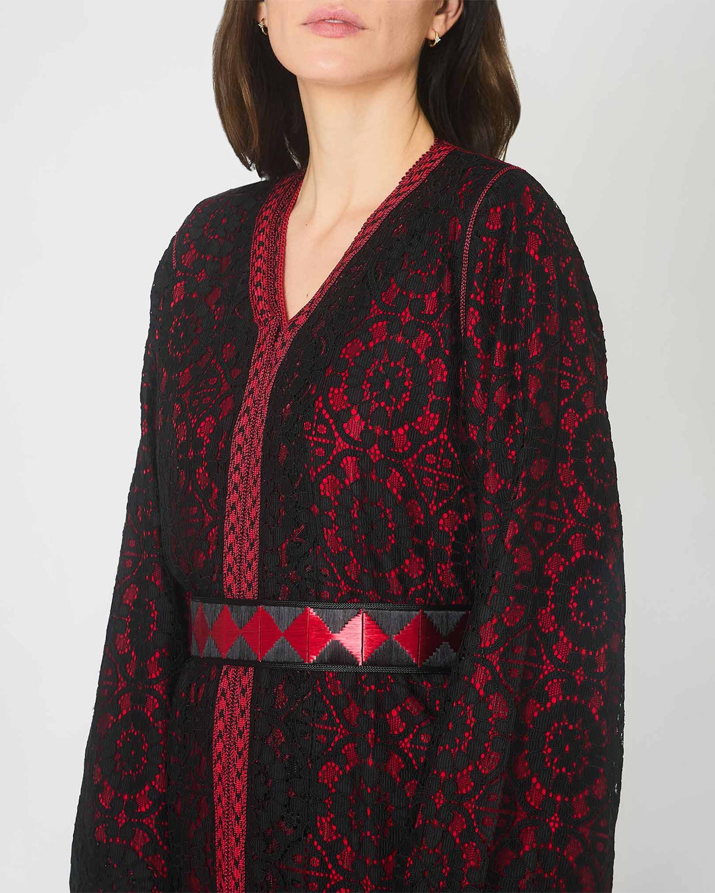 Yarakech - Two-Piece Lace Kaftan Set With Embroidered Belt