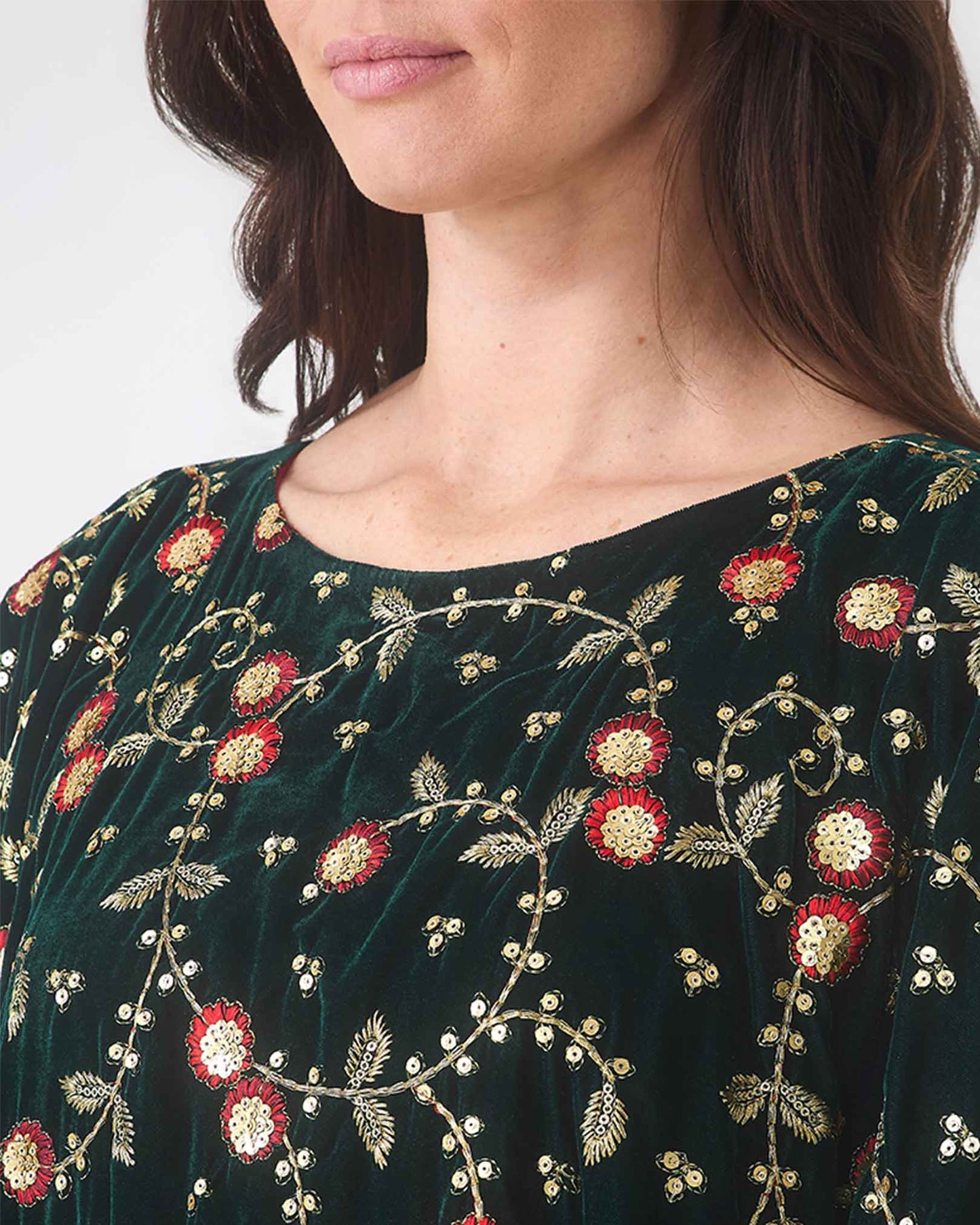 YARAKECH -  Embroidered Batwing Kaftan with Contrast Lining