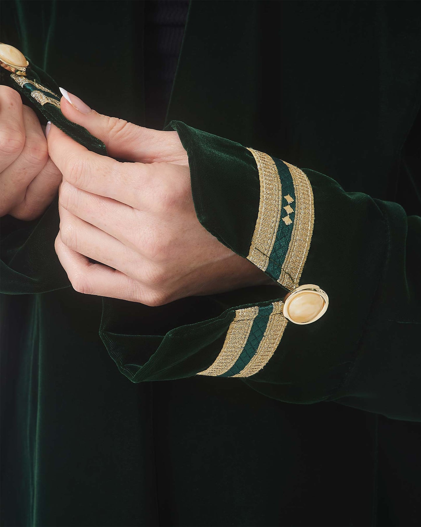 YARAKECH – Dark Green Embroidered Abaya