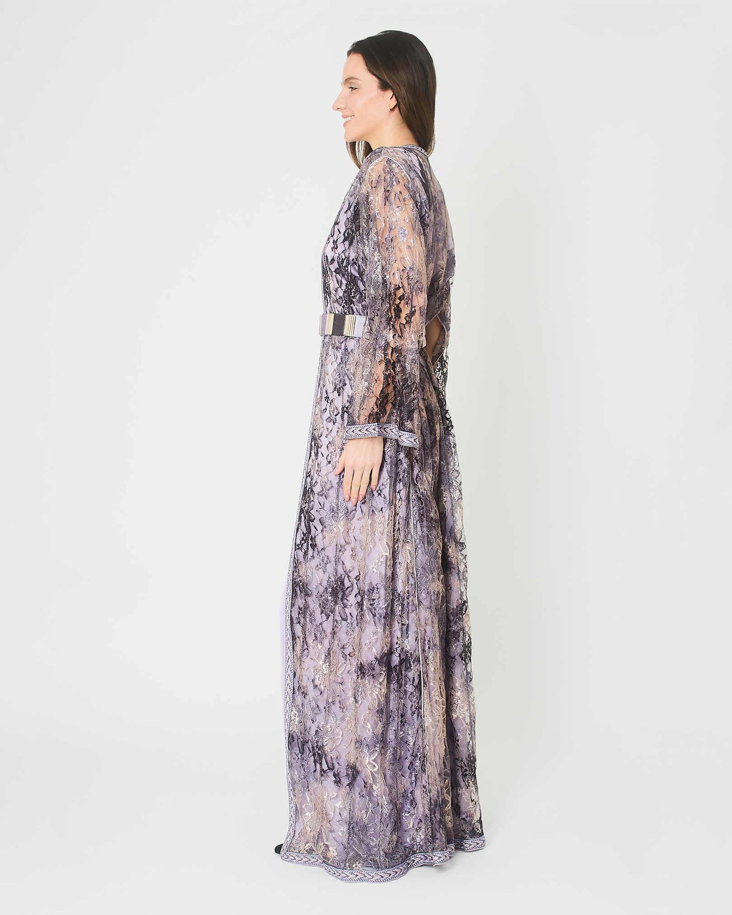 Lavender Lace Two-Piece Kaftan With Belt by Yarakech
