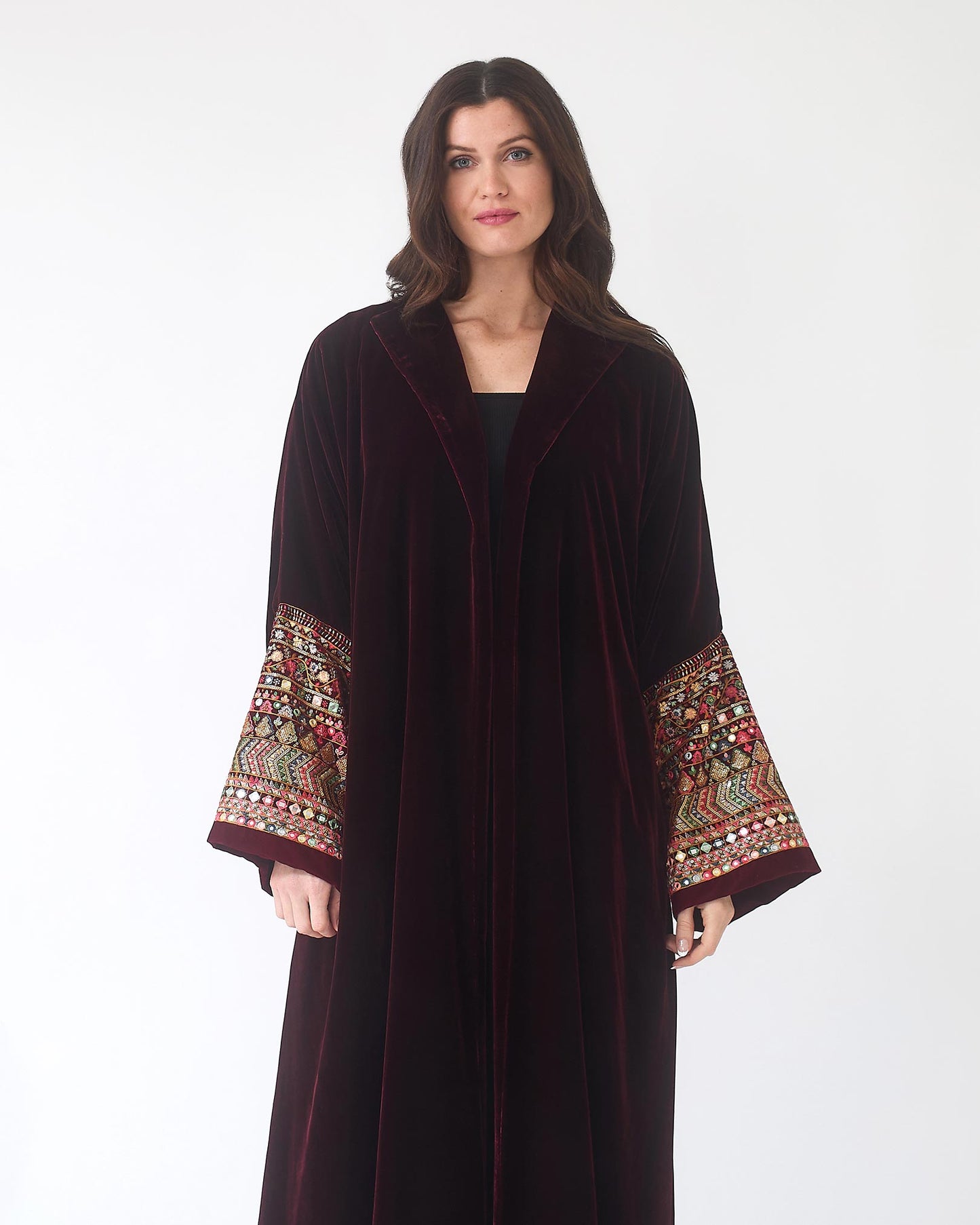 Yarakech - Burgundy Hand Embroidered Abaya